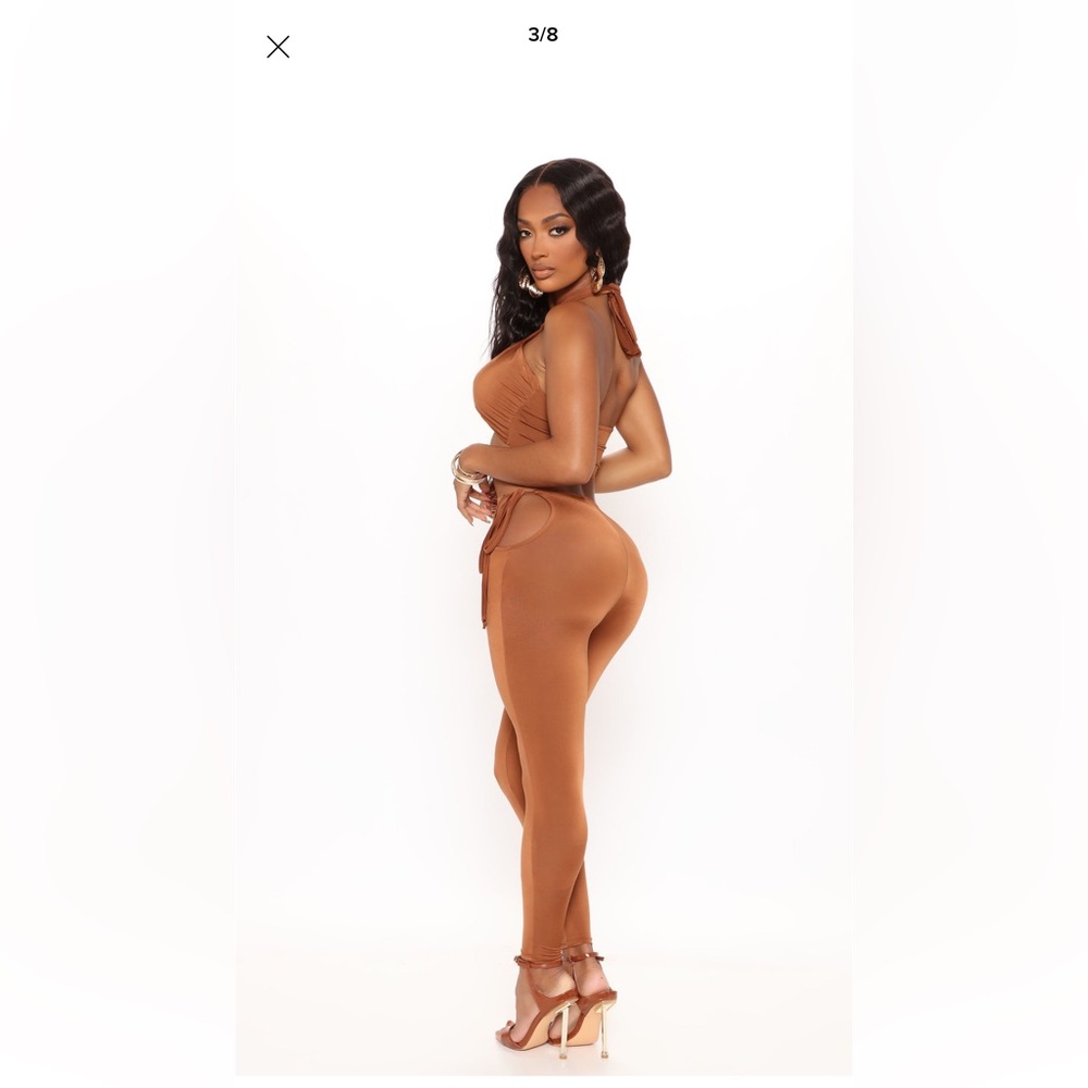 Fashion Nova: Golden Babe Legging Set - Camel